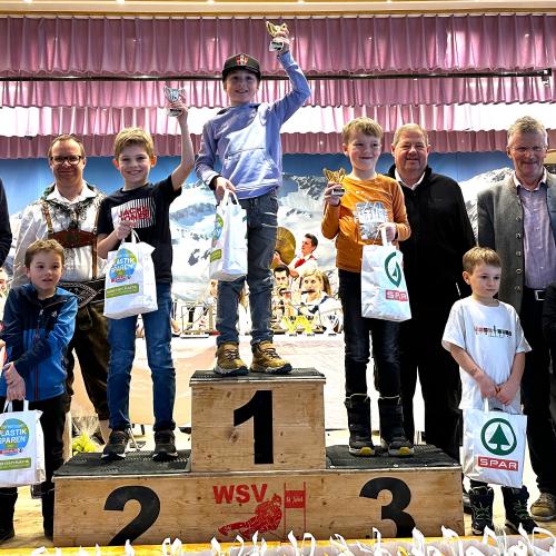 © SCL Deftal Volksschule 1./2. Schulstufe männlich_Kinderskitag24