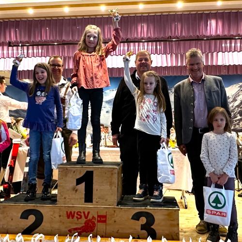 © SCL Deftal Volksschule 1./2. Schulstufe weiblich_Kinderskitag24