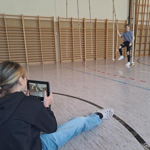 Bewegungsanalyse mit dem iPad - App Playground Physics
