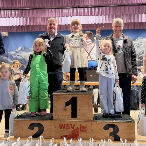 Kindergarten 1 - weiblich - Skitag26