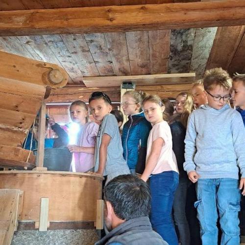 Projekttag in Antholz - 4. Schulstufen der VS Deftal und Partnerschule Antholz/Mittertal