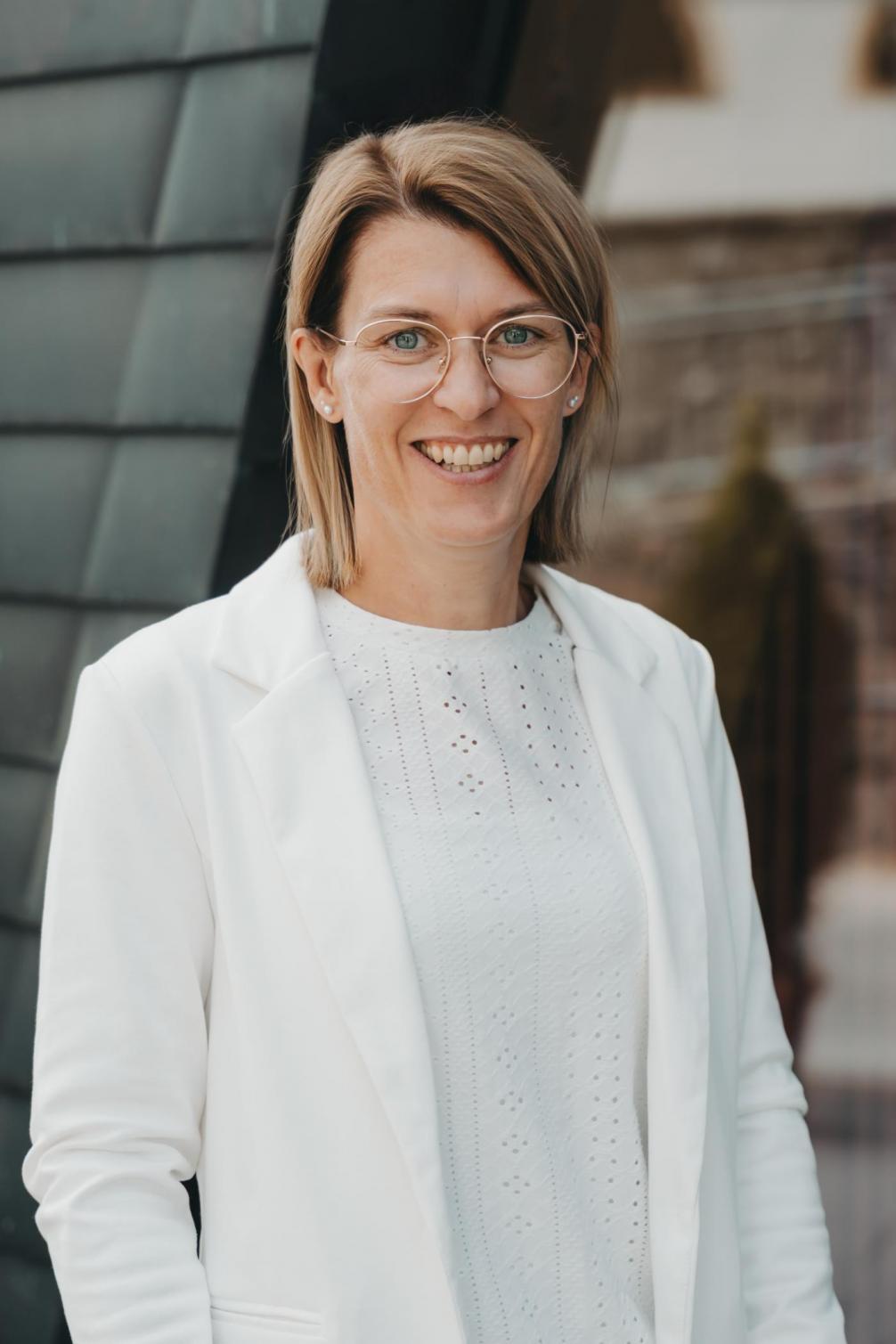 CLStv. Doris JESACHER
