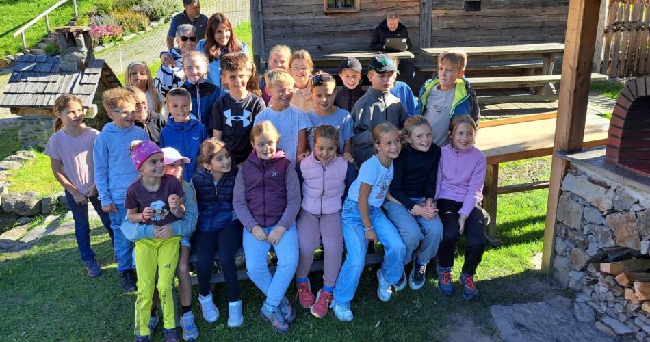 Projekttag mit der Partnerschule Antholz Mittertal - "vom Getreide zum Brot"
