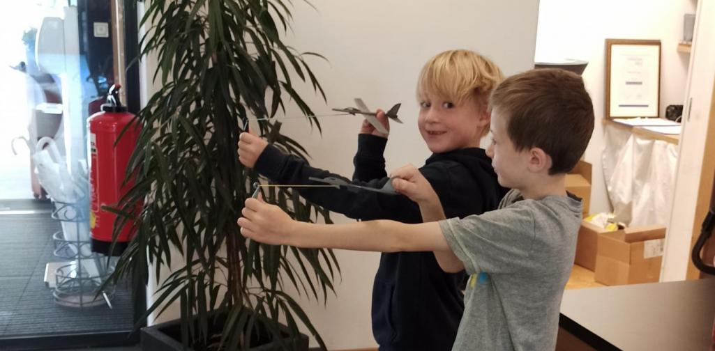 MINT - Junge UNI - Technik begeistert3