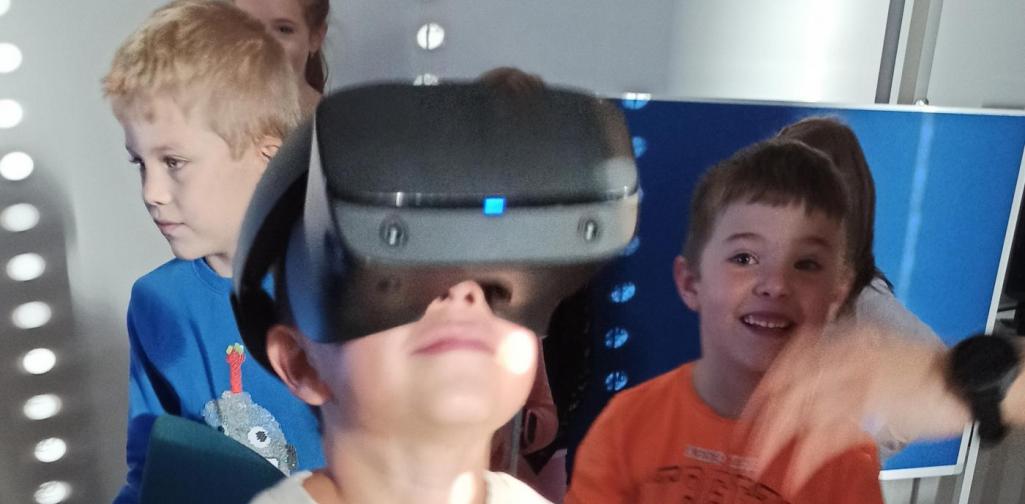 MINT - Junge UNI - Technik begeistert1